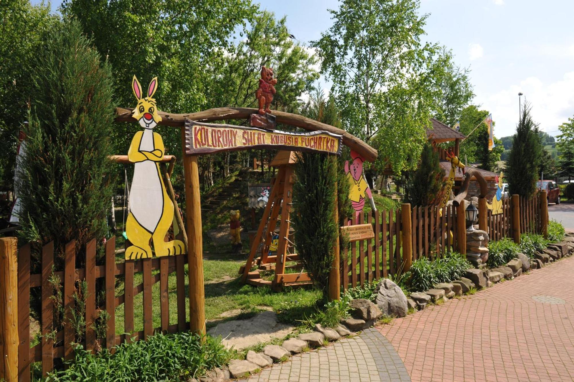 Hotel Restauracja Jas Wedrowniczek Rymanów Екстериор снимка
