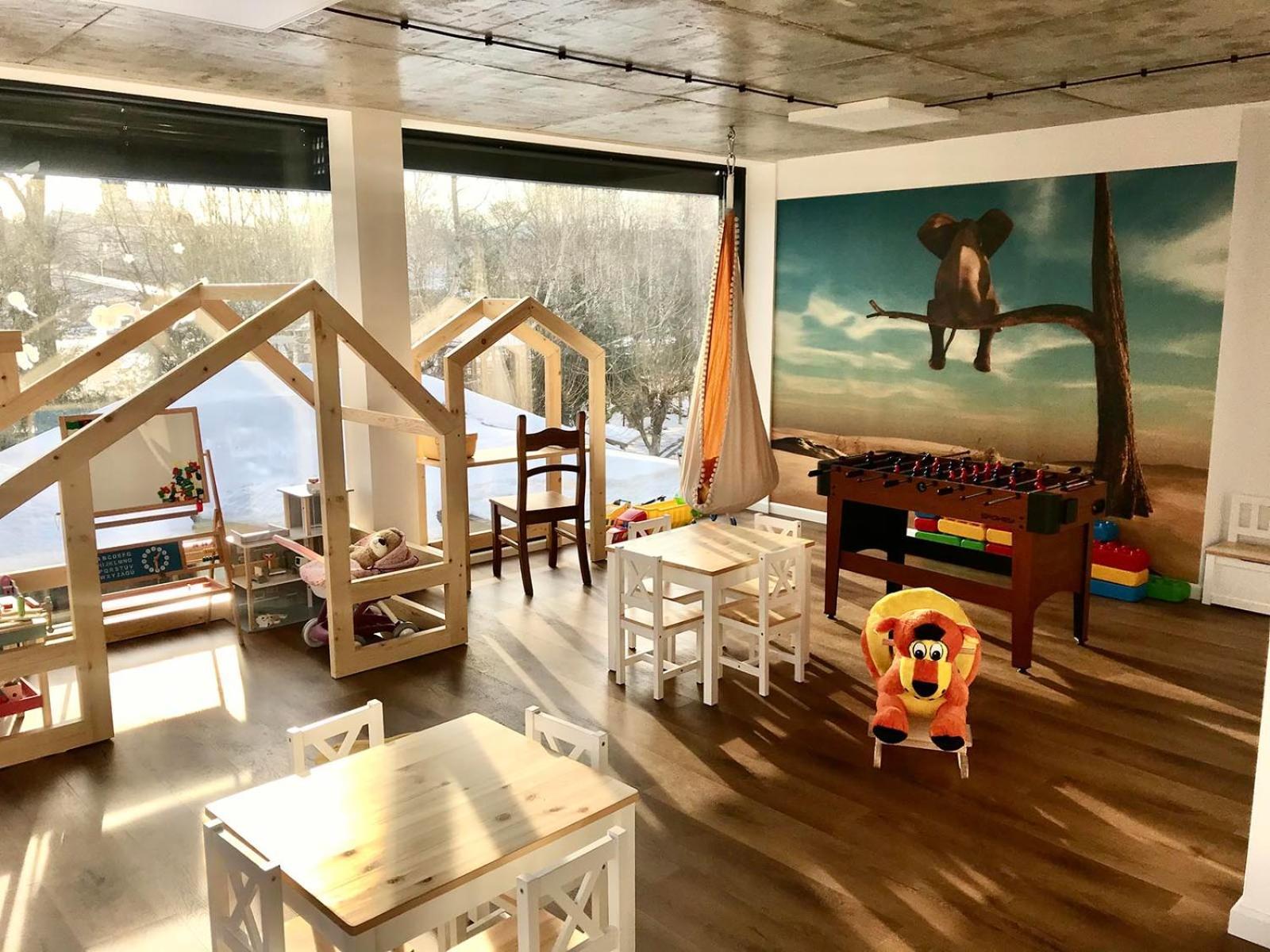 Hotel Restauracja Jas Wedrowniczek Rymanów Екстериор снимка